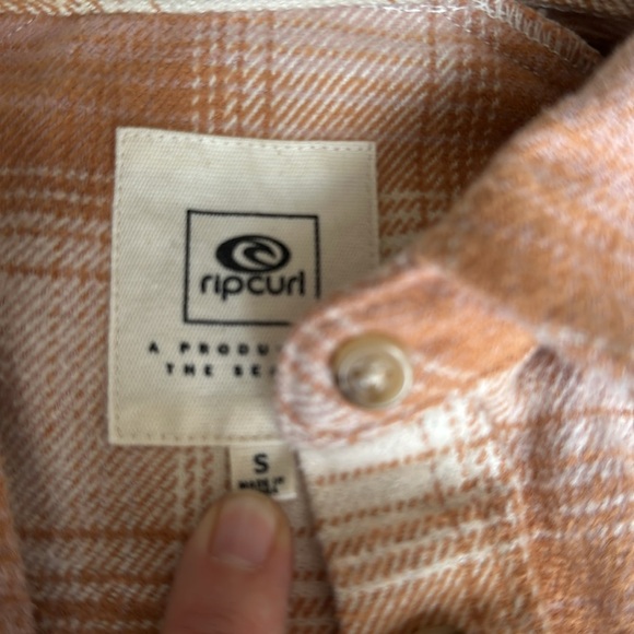 Rip curl flannel shirt size small - Picture 2 of 3